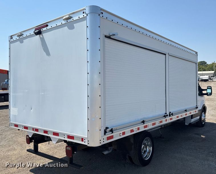 image for item NU9631 2019 Ford Transit 350HD delivery truck