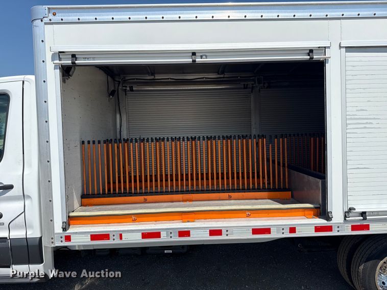 image for item NU9631 2019 Ford Transit 350HD delivery truck