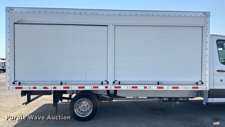 image for item NU9631 2019 Ford Transit 350HD delivery truck