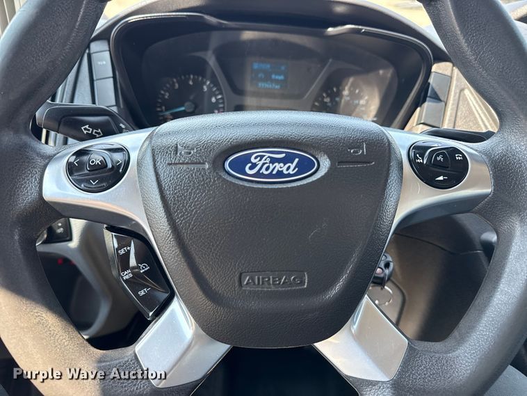 image for item NU9631 2019 Ford Transit 350HD delivery truck