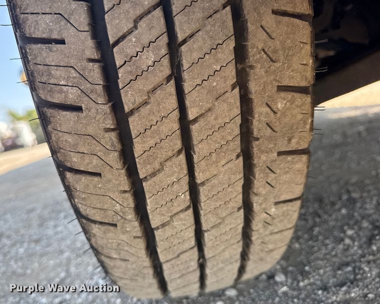 image for item NU9631 2019 Ford Transit 350HD delivery truck