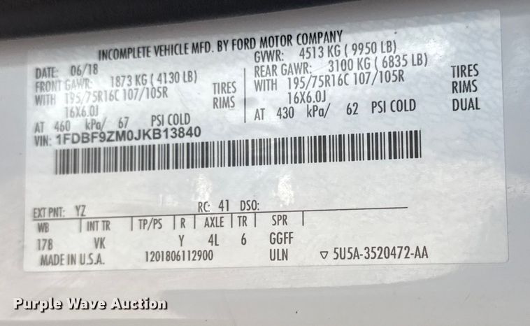 image for item NU9631 2019 Ford Transit 350HD delivery truck