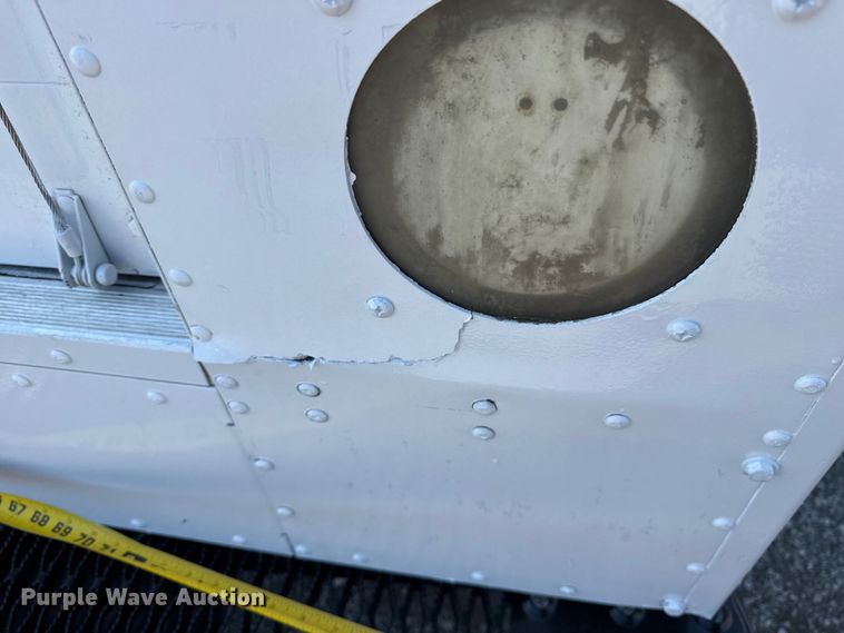 image for item NU9634 2012 Freightliner MT45 delivery truck