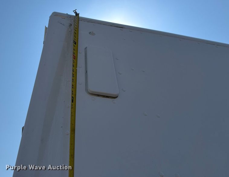 image for item NU9634 2012 Freightliner MT45 delivery truck