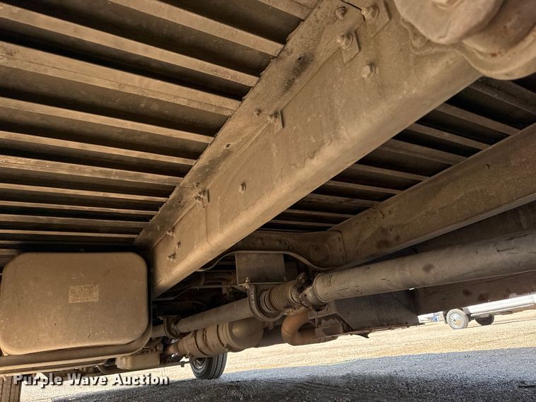 image for item NU9634 2012 Freightliner MT45 delivery truck