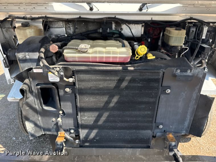 image for item NU9634 2012 Freightliner MT45 delivery truck