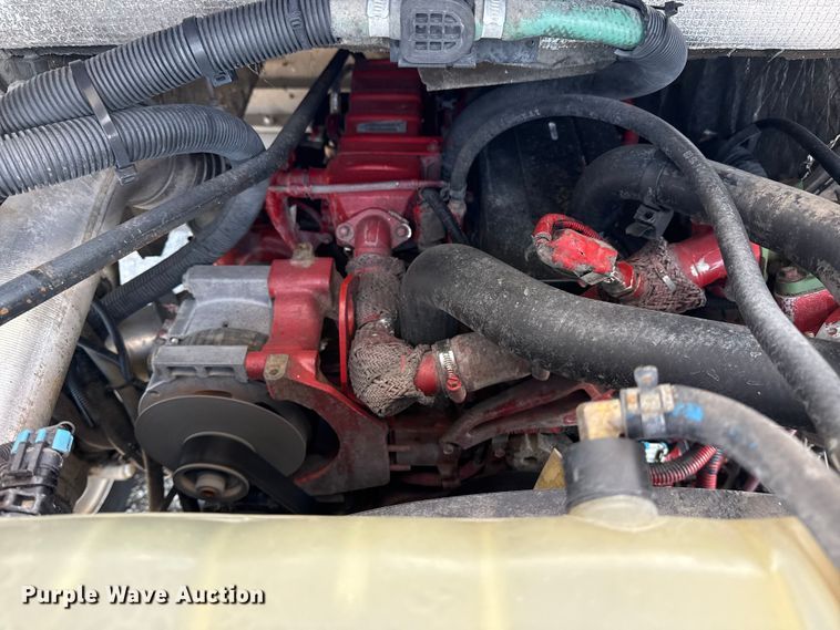 image for item NU9634 2012 Freightliner MT45 delivery truck