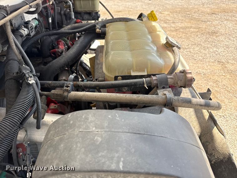 image for item NU9634 2012 Freightliner MT45 delivery truck