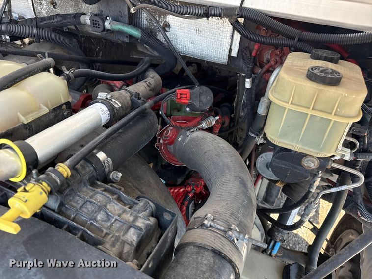 image for item NU9634 2012 Freightliner MT45 delivery truck