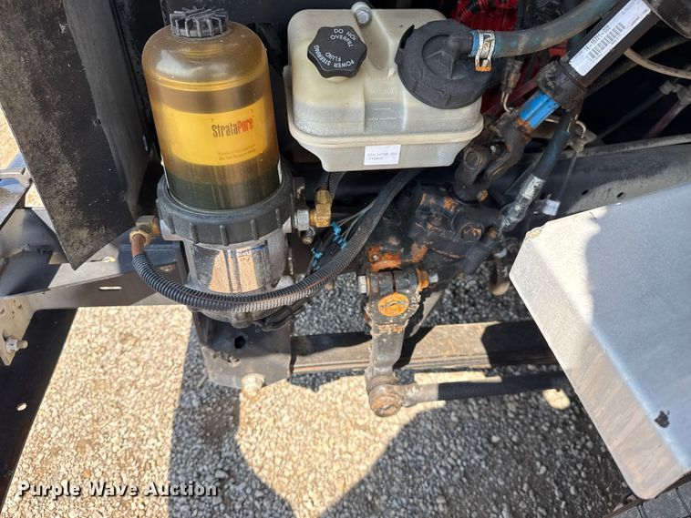 image for item NU9634 2012 Freightliner MT45 delivery truck