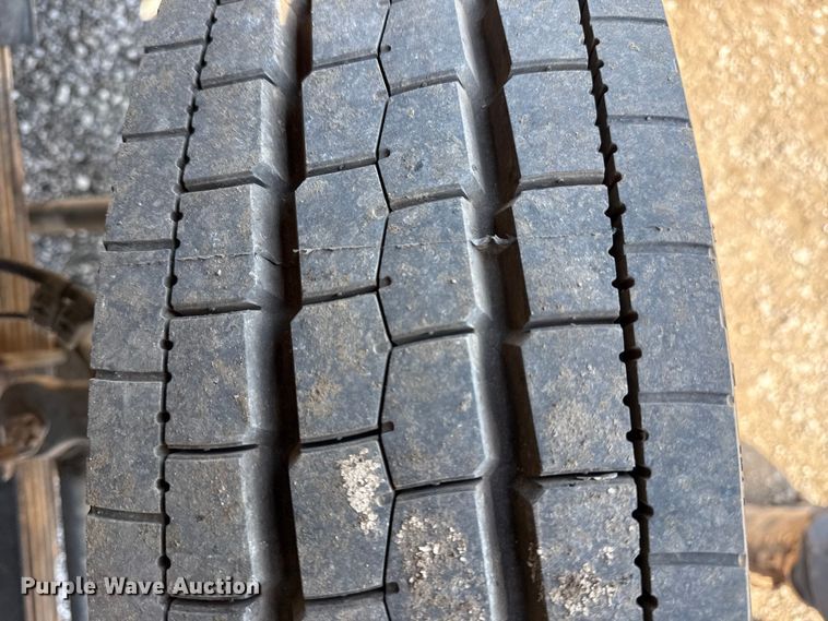 image for item NU9634 2012 Freightliner MT45 delivery truck