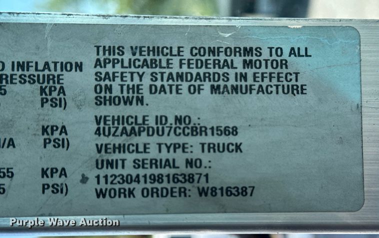 image for item NU9634 2012 Freightliner MT45 delivery truck