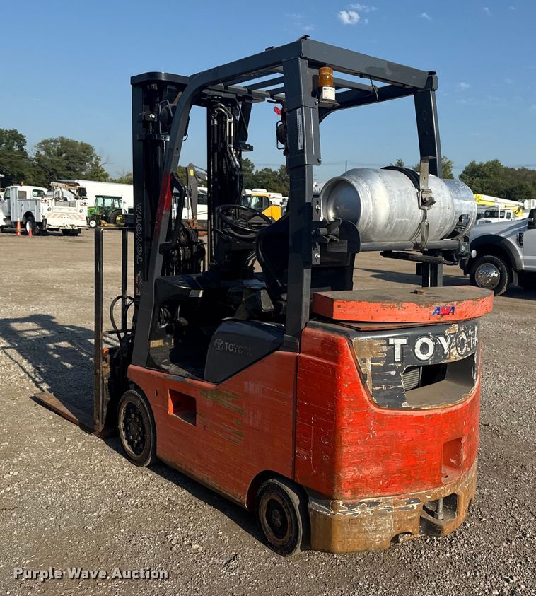 image for item NU9640 2007 Toyota 8FGCU18 forklift