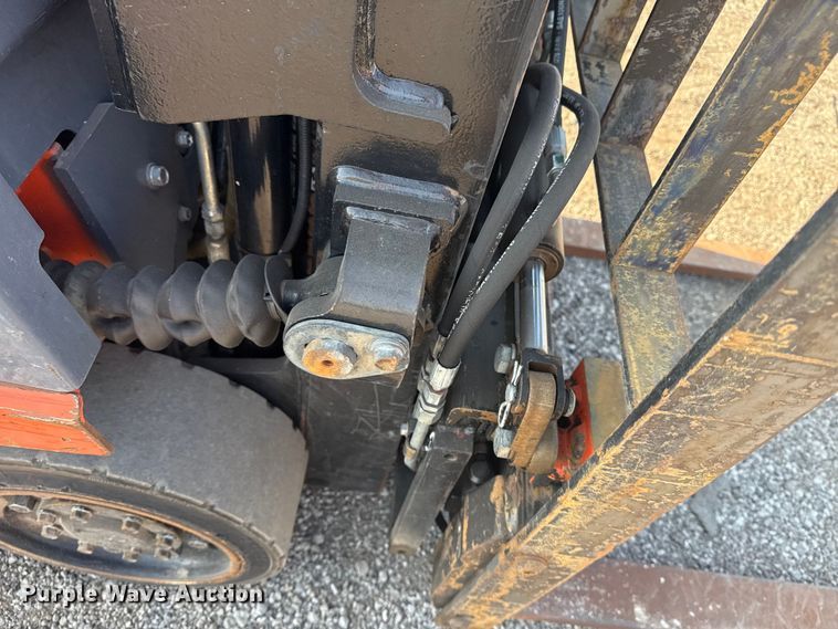 image for item NU9640 2007 Toyota 8FGCU18 forklift