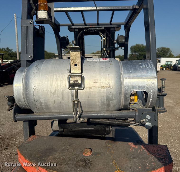 image for item NU9640 2007 Toyota 8FGCU18 forklift