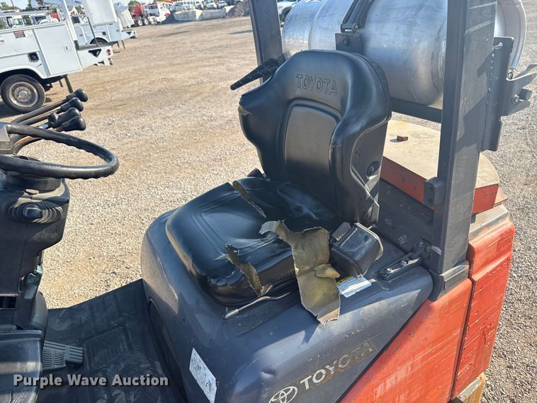 image for item NU9640 2007 Toyota 8FGCU18 forklift