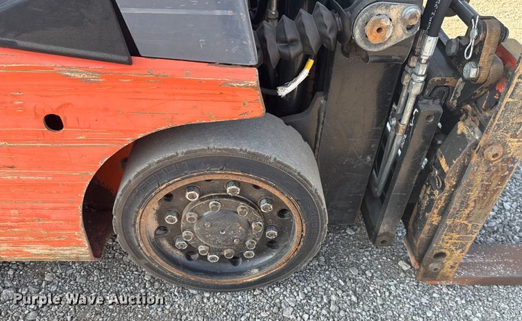 image for item NU9640 2007 Toyota 8FGCU18 forklift