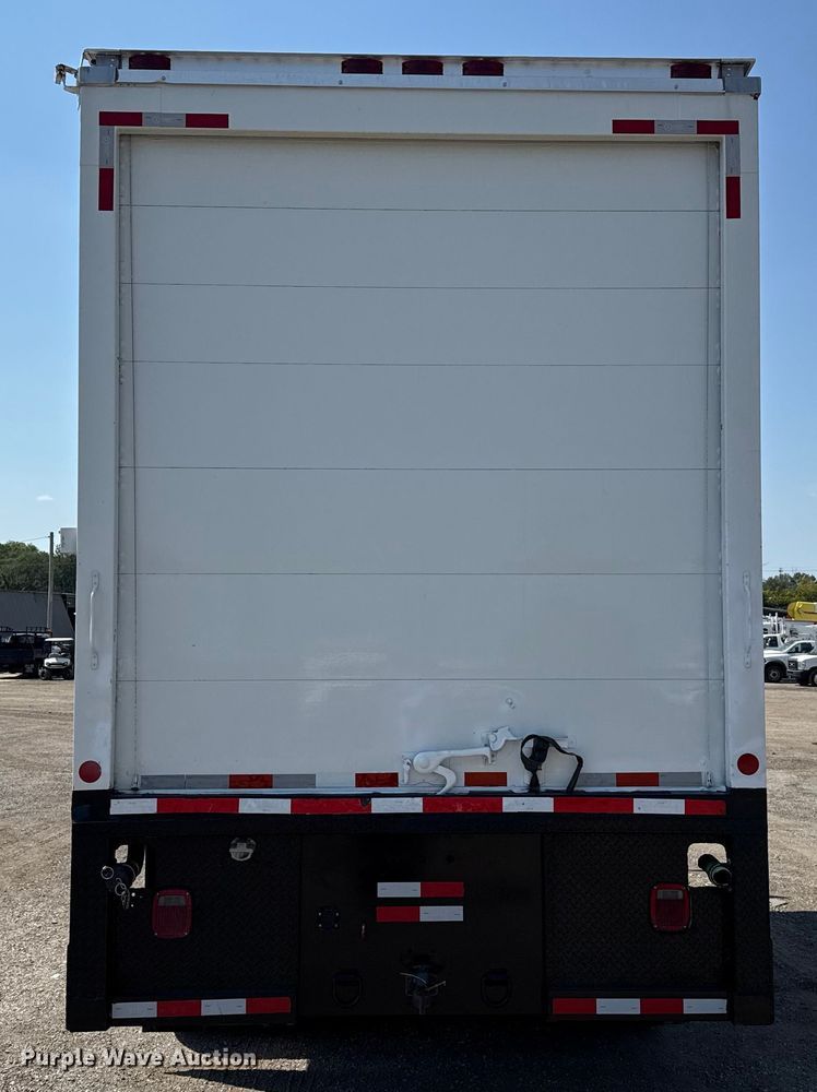 image for item NU9649 2002 Freightliner FL70 refrigerated truck