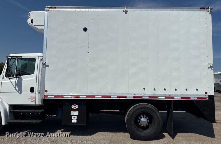 image for item NU9649 2002 Freightliner FL70 refrigerated truck