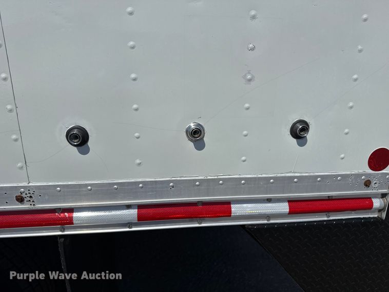 image for item NU9649 2002 Freightliner FL70 refrigerated truck