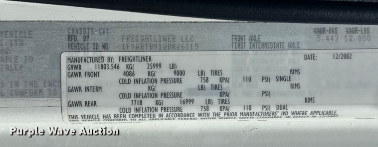 image for item NU9649 2002 Freightliner FL70 refrigerated truck