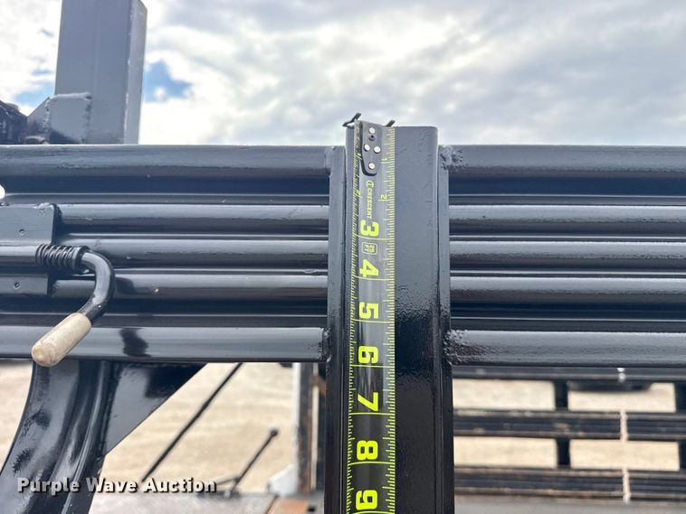 image for item NU9657 2019 Ford F350 Super Duty flatbed pickup truck