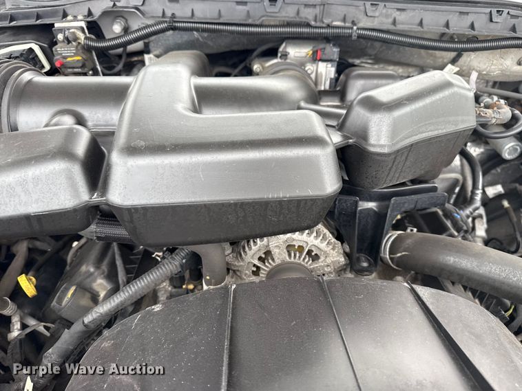 image for item NU9657 2019 Ford F350 Super Duty flatbed pickup truck