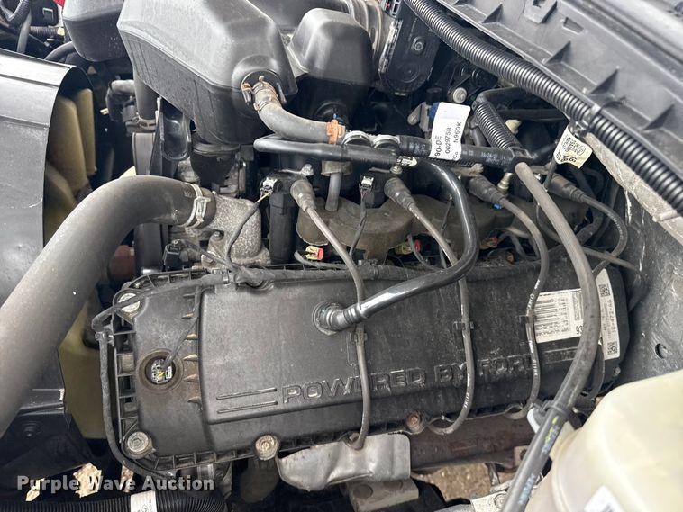 image for item NU9657 2019 Ford F350 Super Duty flatbed pickup truck