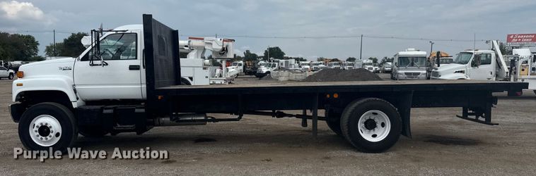 image for item NU9660 1996 GMC Top Kick flatbed truck