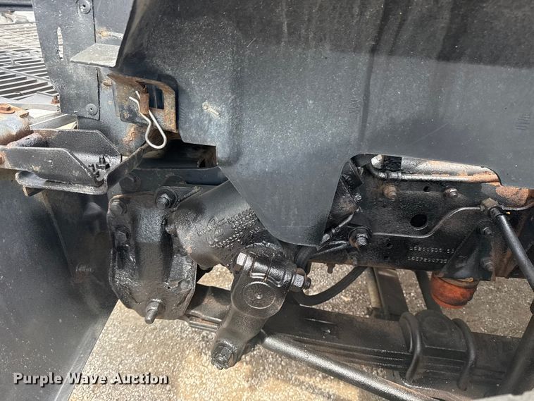 image for item NU9660 1996 GMC Top Kick flatbed truck