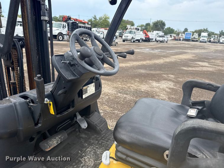 image for item NU9662 2020 Yale GLP050VXNKSE084 forklift