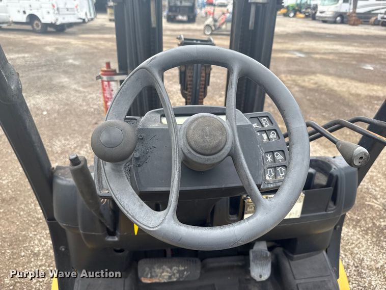 image for item NU9662 2020 Yale GLP050VXNKSE084 forklift