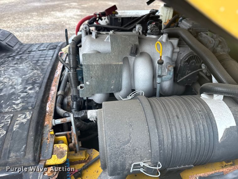 image for item NU9662 2020 Yale GLP050VXNKSE084 forklift