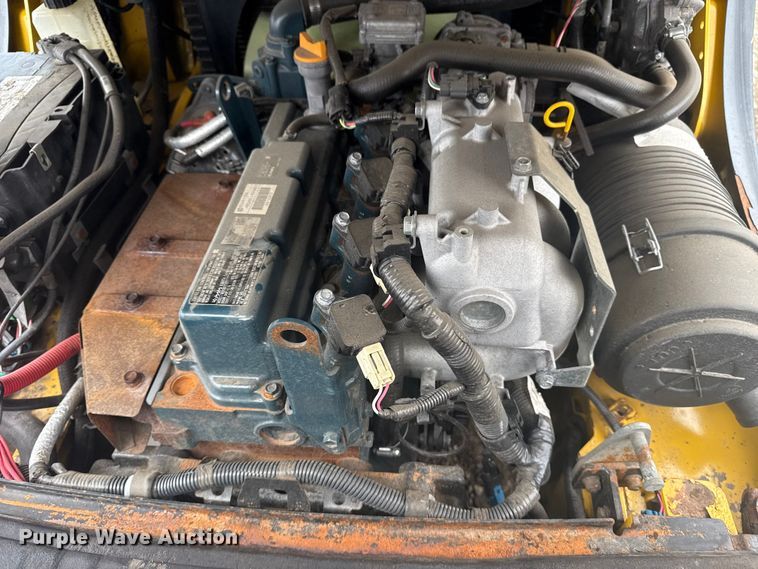 image for item NU9662 2020 Yale GLP050VXNKSE084 forklift