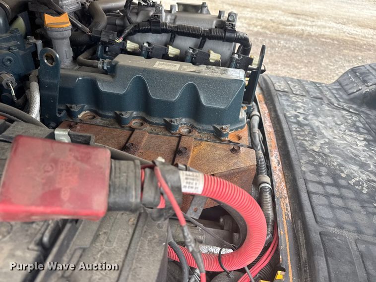 image for item NU9662 2020 Yale GLP050VXNKSE084 forklift