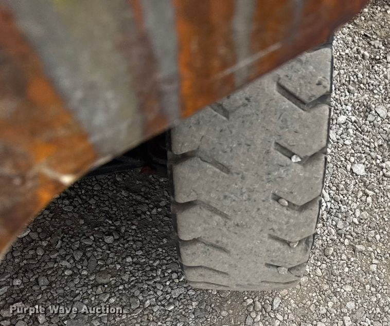 image for item NU9662 2020 Yale GLP050VXNKSE084 forklift