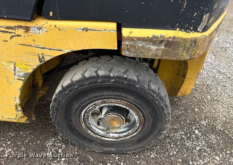 image for item NU9662 2020 Yale GLP050VXNKSE084 forklift