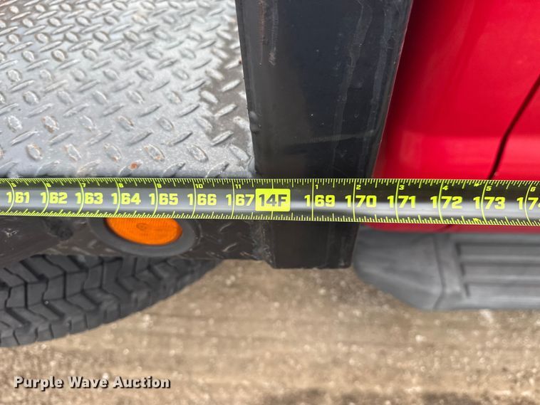 image for item NU9664 2012 Ford F450 Super Duty flatbed truck