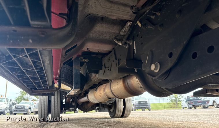 image for item NU9664 2012 Ford F450 Super Duty flatbed truck