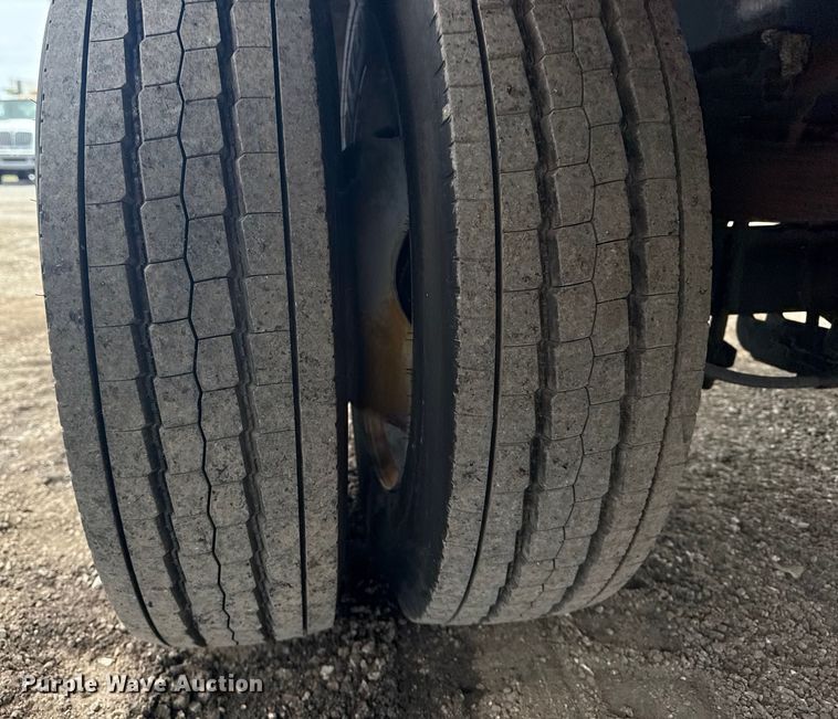 image for item NU9664 2012 Ford F450 Super Duty flatbed truck