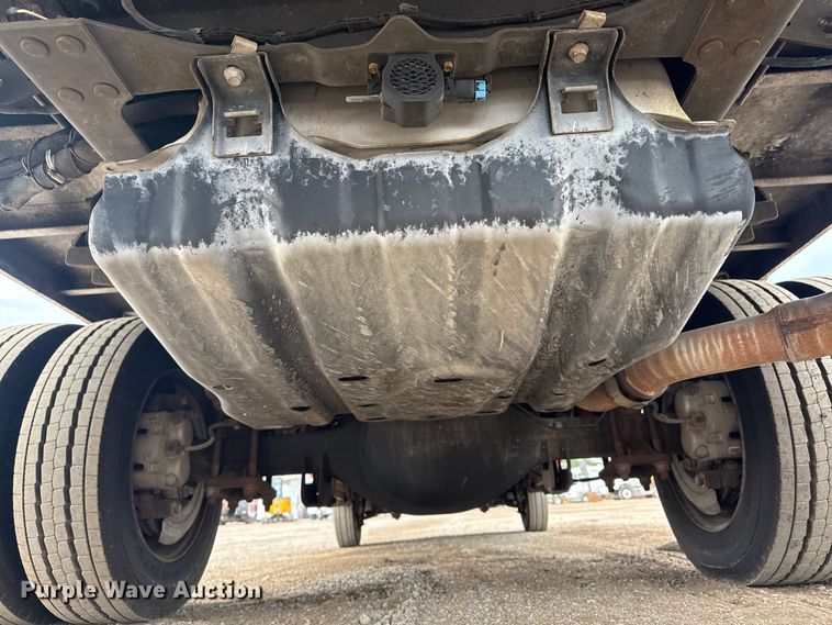 image for item NU9664 2012 Ford F450 Super Duty flatbed truck