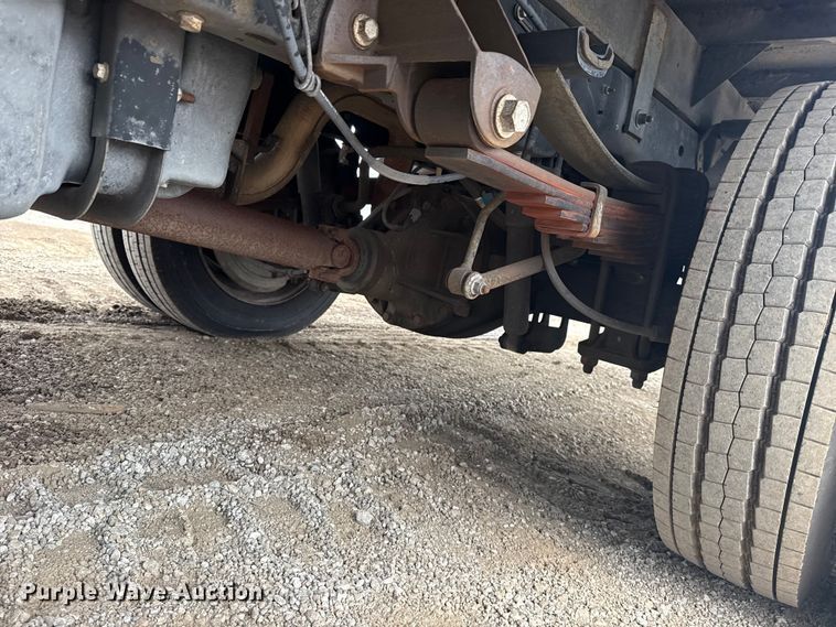 image for item NU9664 2012 Ford F450 Super Duty flatbed truck