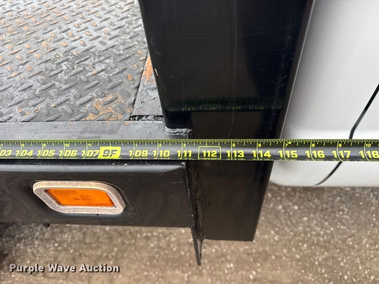 image for item NU9665 2011 Ford F350 Super Duty flatbed pickup truck