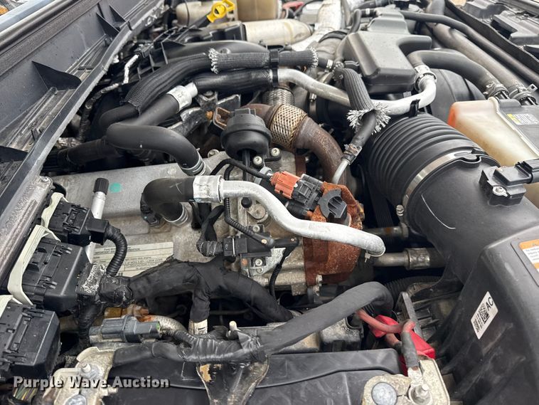 image for item NU9665 2011 Ford F350 Super Duty flatbed pickup truck