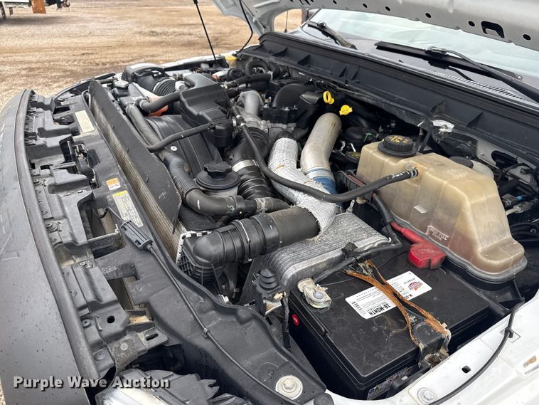 image for item NU9665 2011 Ford F350 Super Duty flatbed pickup truck