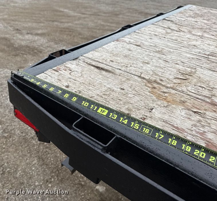 image for item NU9669 2007 GMC C5500 flatbed truck