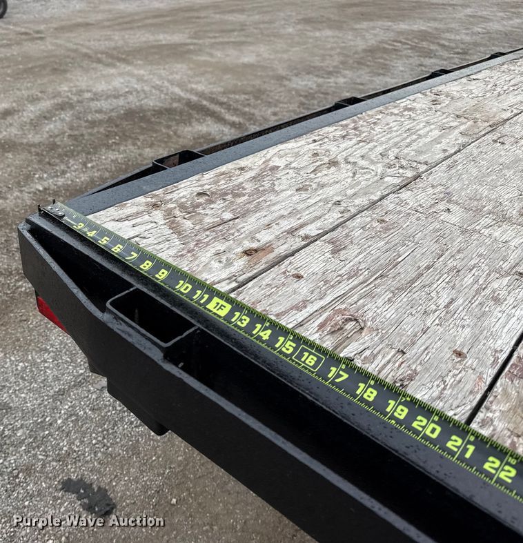 image for item NU9669 2007 GMC C5500 flatbed truck