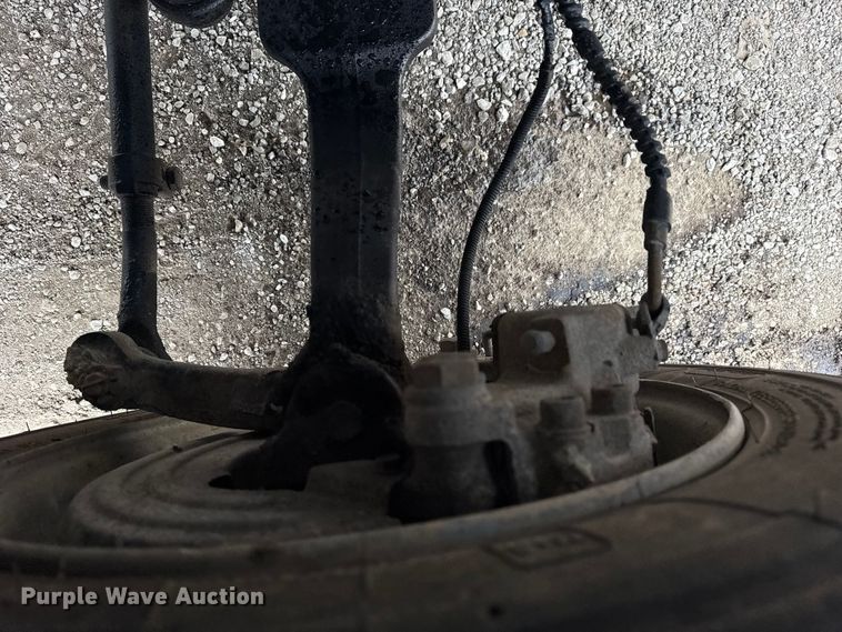 image for item NU9669 2007 GMC C5500 flatbed truck