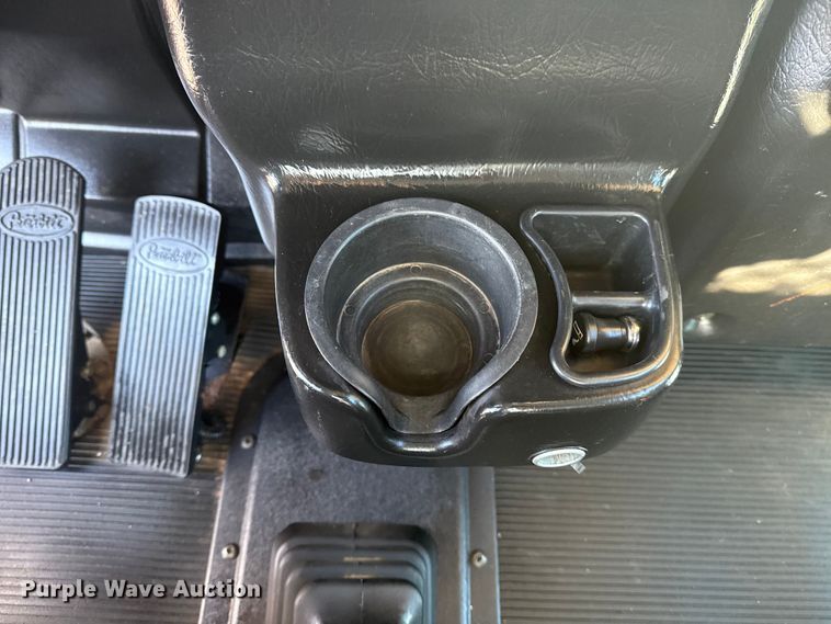 image for item NU9675 2007 Peterbilt 335 flatbed truck