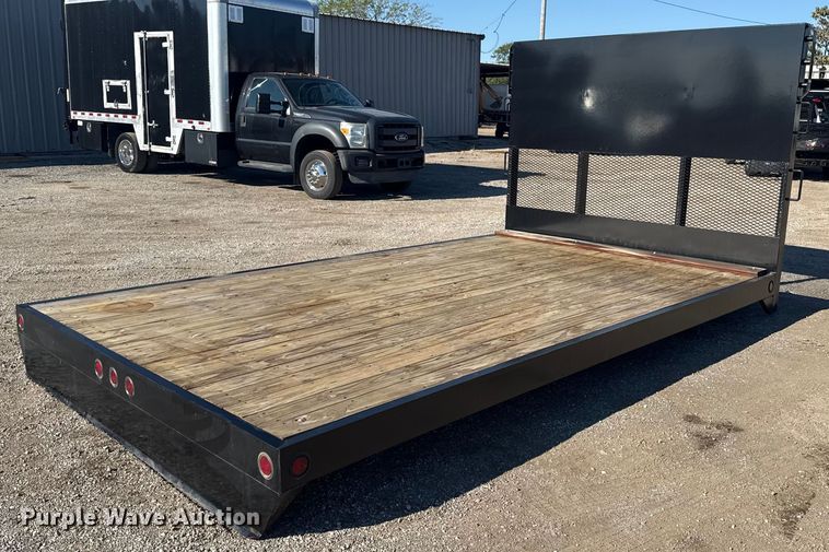 image for item NU9676 Flatbed